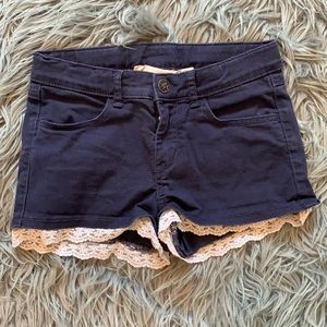 H&M Shorts with lace trim